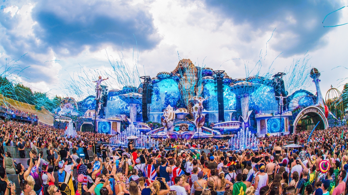 TOMORROWLAND