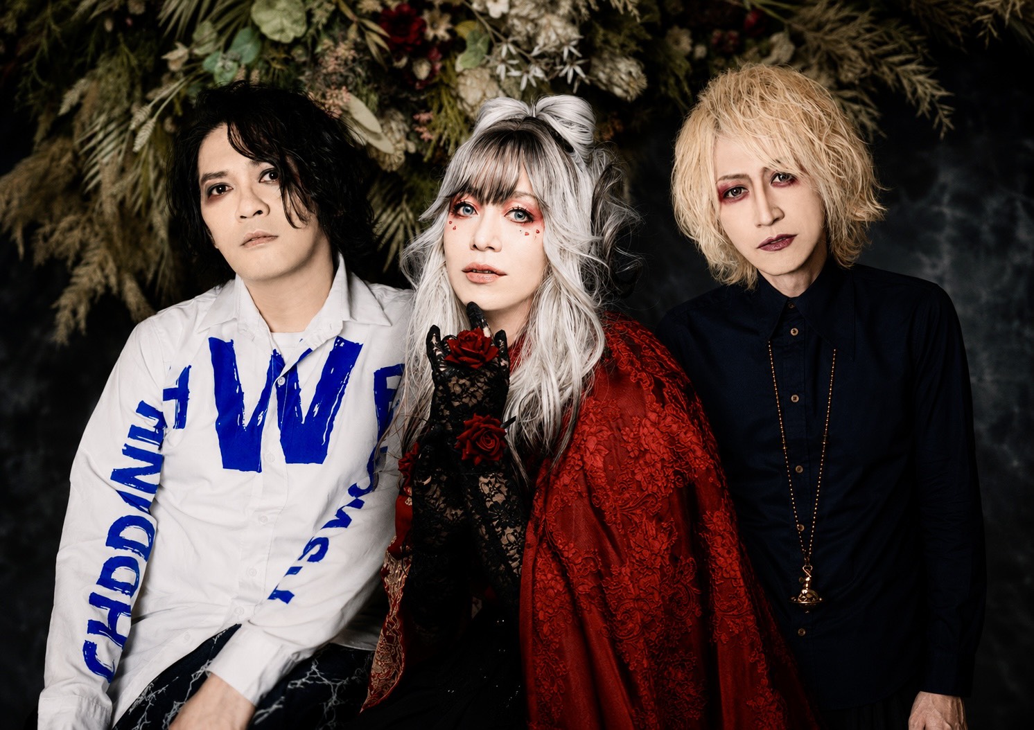 SHAZNA 6ケ月連続でデジタルシングルをリリース 第1弾「LOVE BANQUET